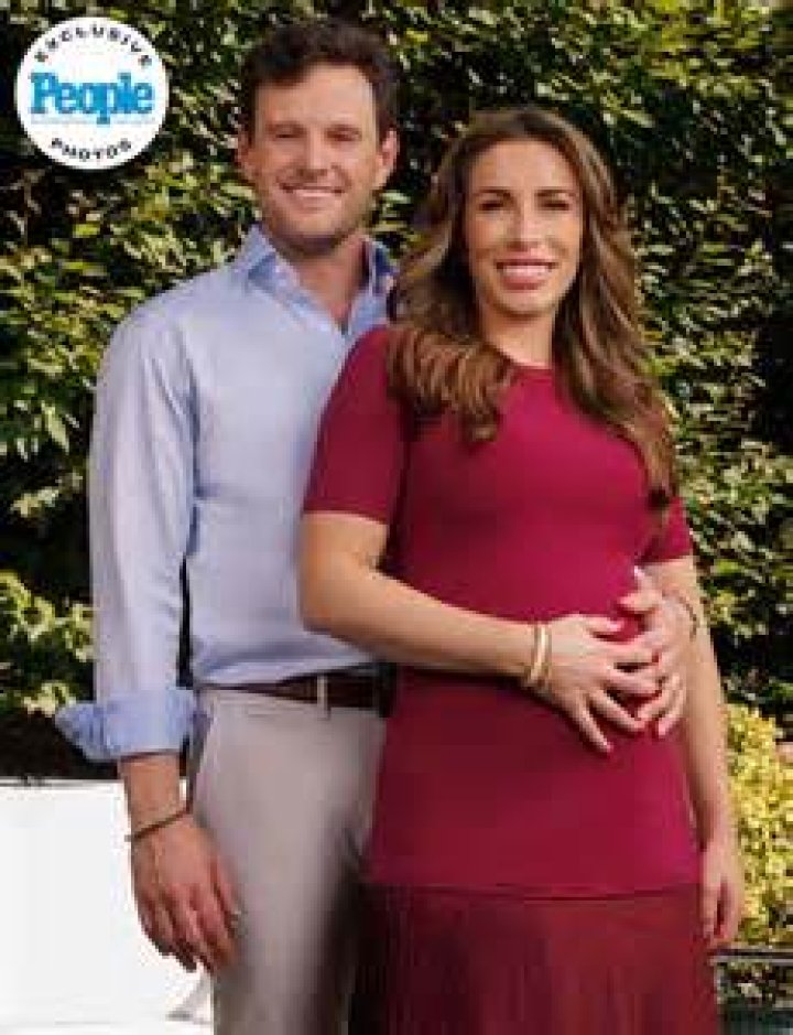 Alyssa Farah Wikipedia, Age, Salary, Husband, Instagram ·