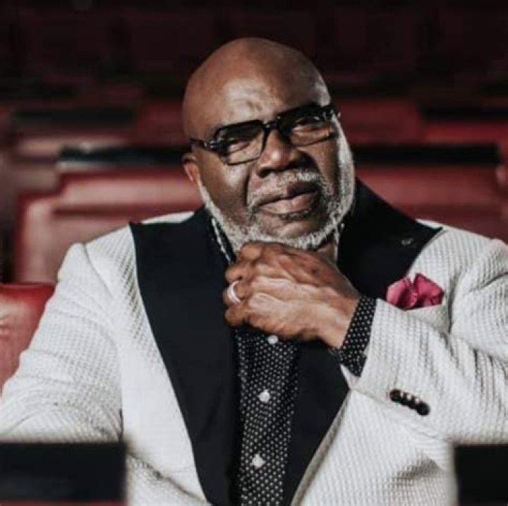 Bishop TD Jakes Announces His Retirement