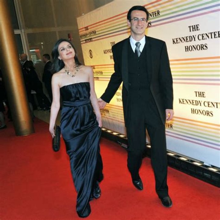 BlogPaper | Bianna Golodryga - Bio, Age, Net Worth, Height, Married, Nationality, Body Measurement, Career