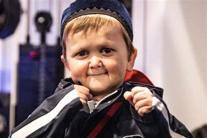 BlogPaper | Cat Yezbak - Bio, Age, Net Worth, Height, In Relation, Nationality, Body Measurement, Career