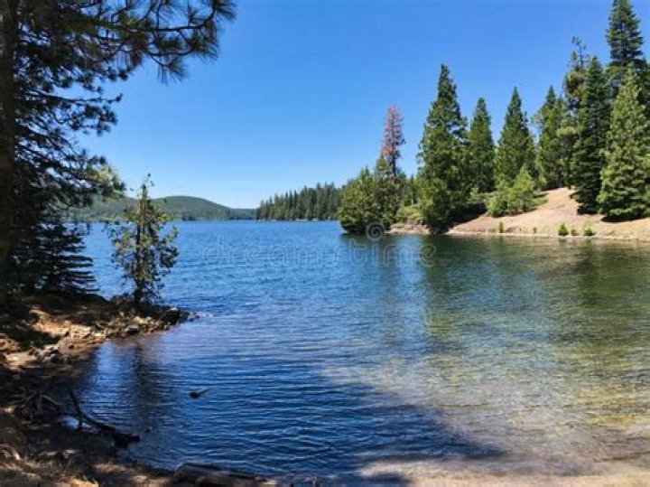California freshwater lake with a name that translates to &ldquo;edge of the lake&rdquo; in Washoe Crossword Clue Daily Themed 5 letters Answer - News