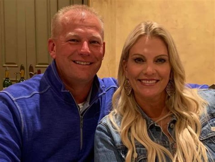 Uncovering The Truth About Coach DeBoer's Wife: A Detailed Exploration