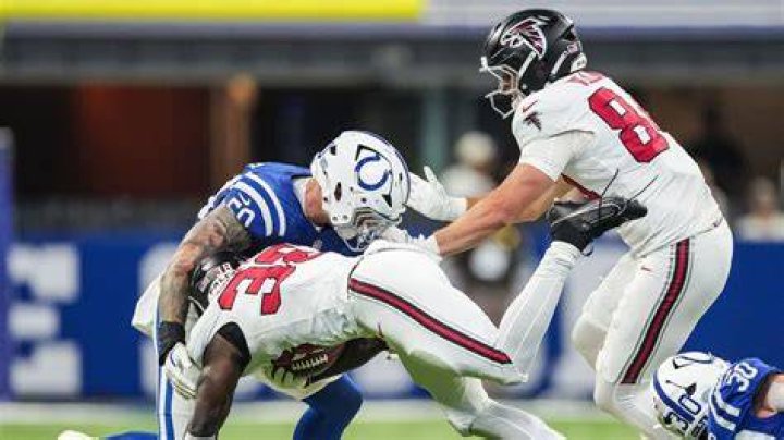 Colts' home, informally Crossword Clue Universal - News