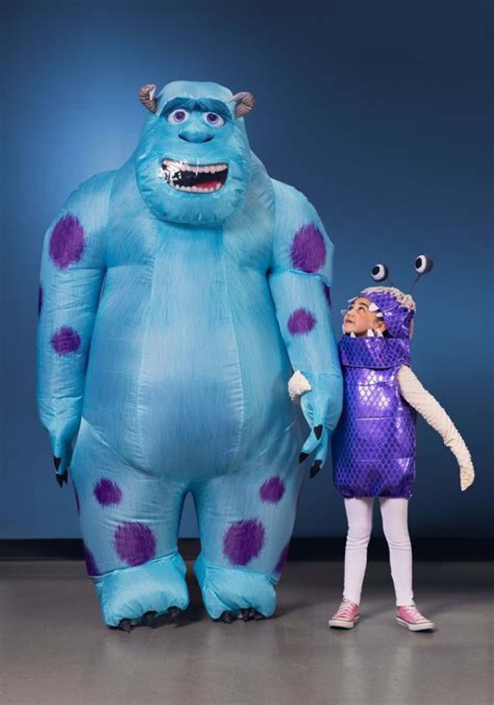Delightful Purple Character From Monsters Inc.: A Visual Treat