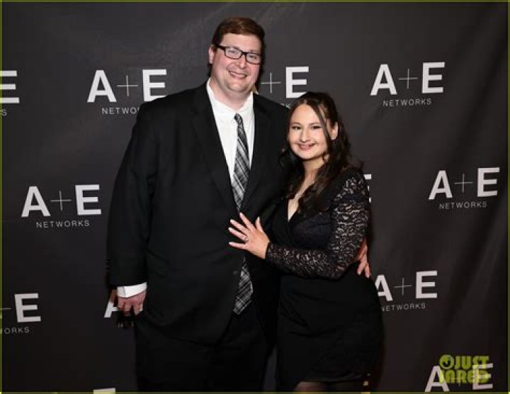 Did Chriselle Lim Divorce With Her Husband Allen Chan? Everything To Know correo