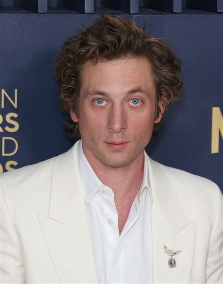 Discover Jeremy Allen White's Age: A Comprehensive Look