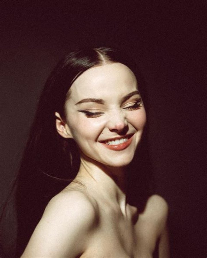 Discoveries And Insights On "Dove Cameron Nude"