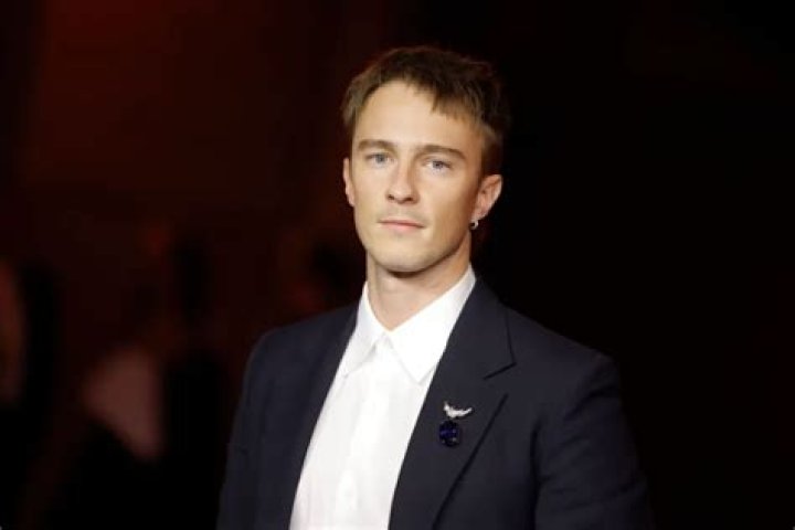 Get To Know Drew Starkey's Age: Uncover The Details