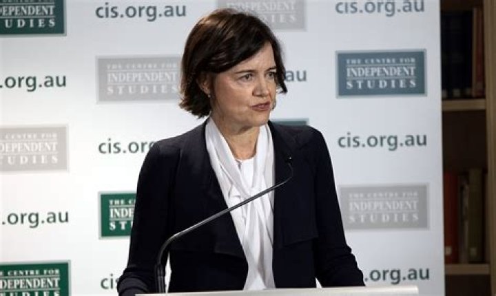 Early Life, Career, Relationships, And Net Worth