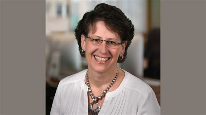 Elisabeth Shue Health Concerns: What You Need To Know