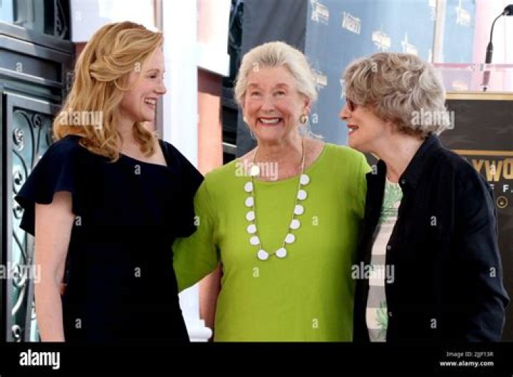 Everything About Laura Linney's Mother ·