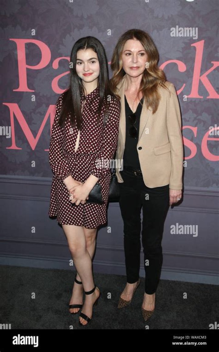 Facts About Jane Leeves' daughter ·