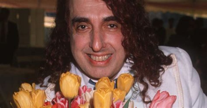 Flowers that Tiny Tim &ldquo;tiptoed through&rdquo; in a 1968 hit NYT Crossword Clue - News