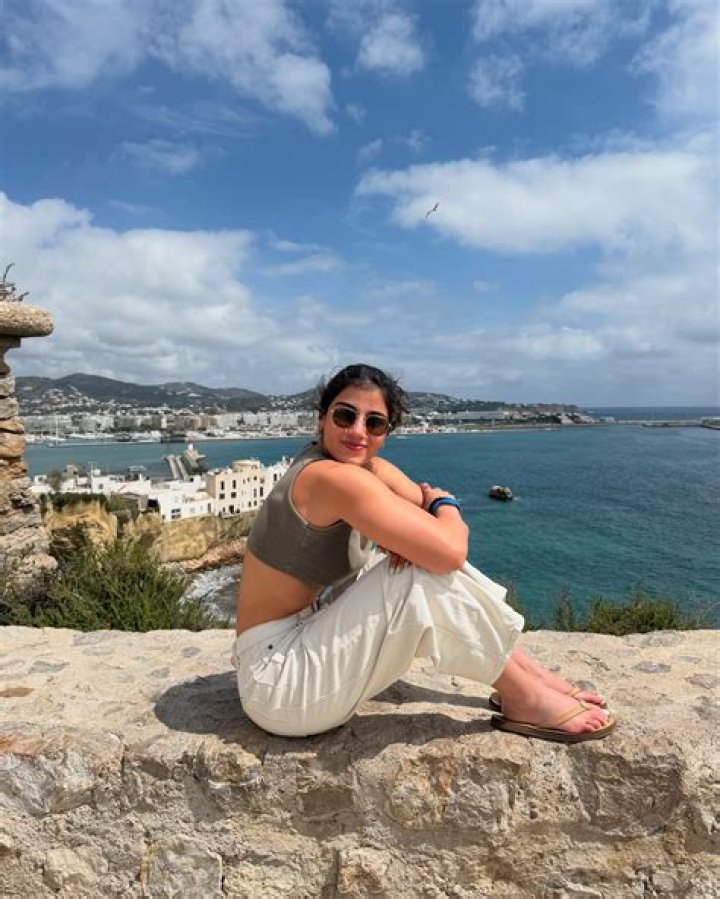 Is Sara Saffari Muslim? Uncovering The Truth