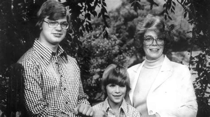 Jeffrey Dahmer's Mother: A Disturbing Relationship