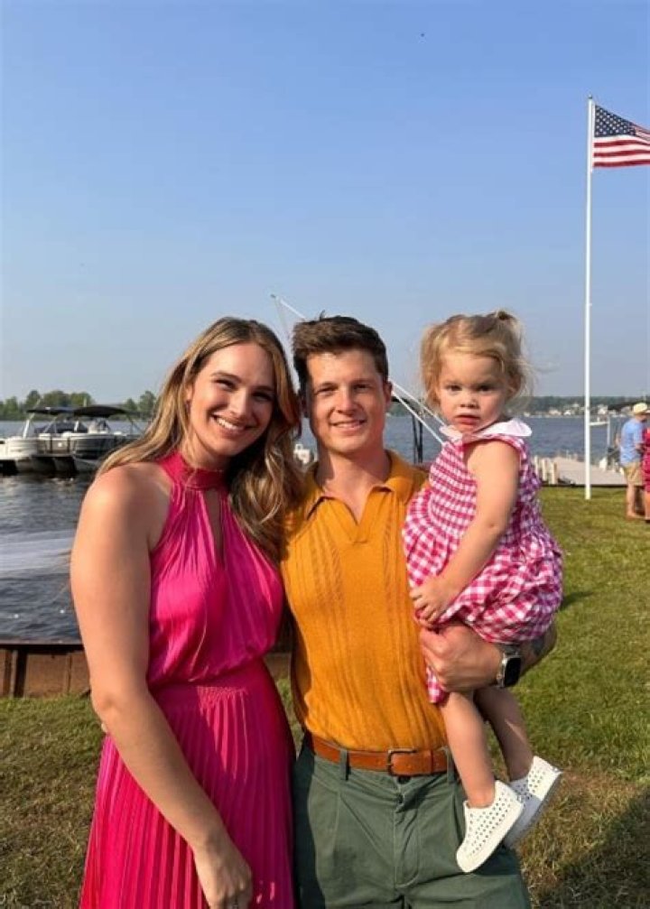 Josh Herbert (YouTuber) Height, Weight, Age, Spouse, Family