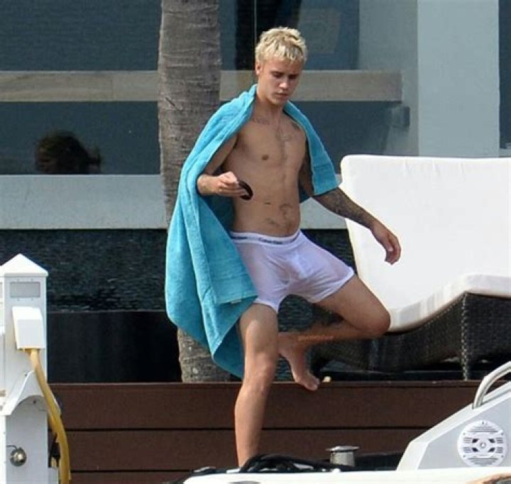 Unveiling The Hidden Truths: Justin Bieber Naked