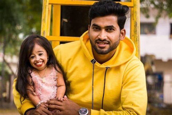 Jyoti Amge And Her Beloved Husband