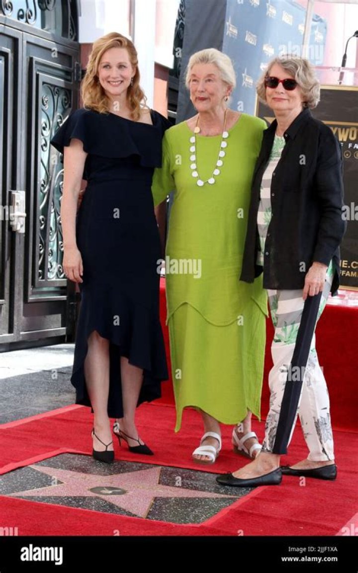 Laura Linney parents: Romulus Linney, Ann Leggett