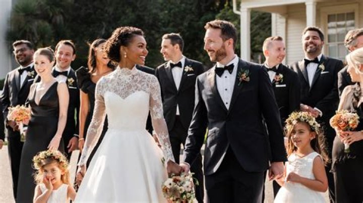 The Dynamic Duo Of Basketball Reporting