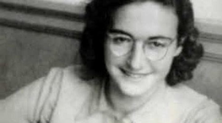 Margot Frank Height, Weight, Age, Facts, Family, Biography ·