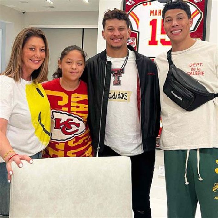 Mia Mahomes: Who Is She And What Is Her Impact On The NFL?