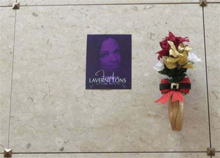 Obituary Of Frankie Lons: A Life Remembered