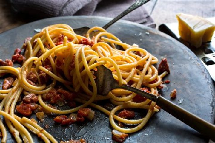 Irresistible Perciatelli Amatriciana: A Culinary Adventure