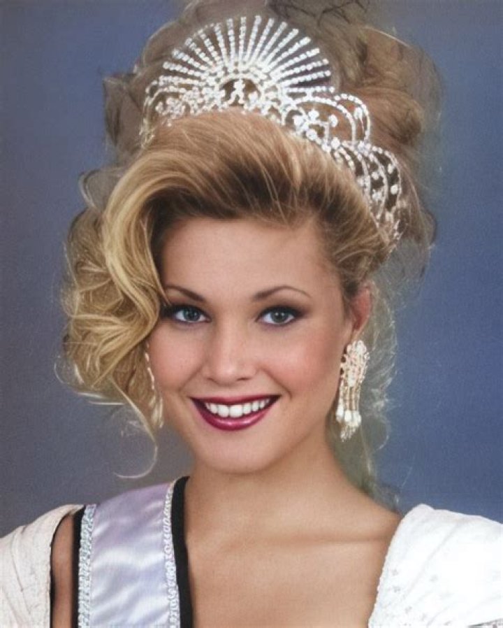 Shanna Moakler Crowned As Miss New York USA: A Triumphant Journey