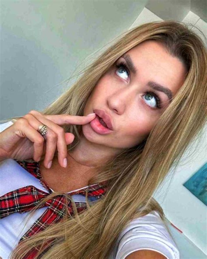 Sunita Mani's Profile: Uncovering Height, Weight, Net Worth And Age