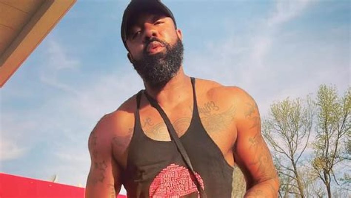 The Heartbreaking Story Of How Zach Bryan's Mother Passed Away