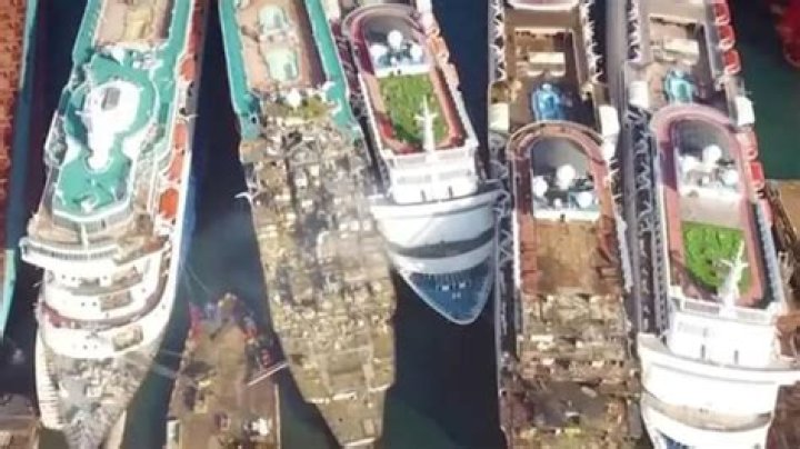Turkey coast becomes graveyard of disused cruise ships ·