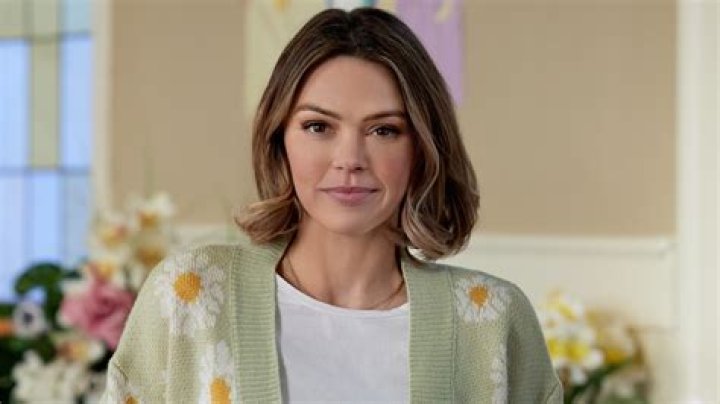 Uncover The Untold Stories Of Aimee Teegarden And Chris Skinner