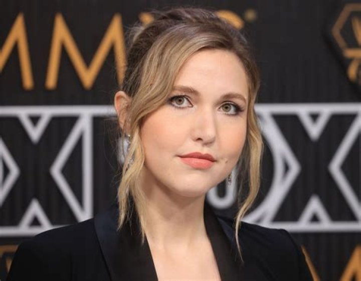 Uncovering The Life And Legacy Of Taylor Tomlinson's Father