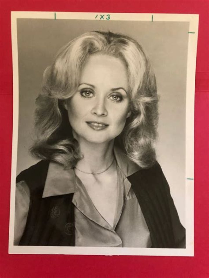 Unveiling The Poetic Genius Of Laurette Spang